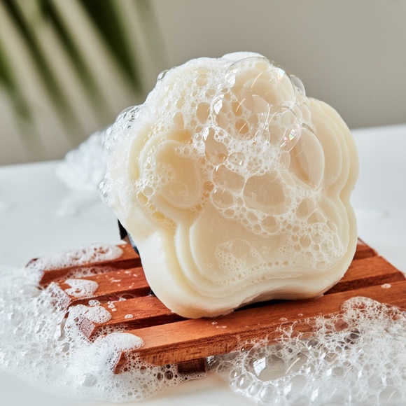 Set of 3 Vegan Handmade Pet Shampoo Paws - Picture 12 of 13